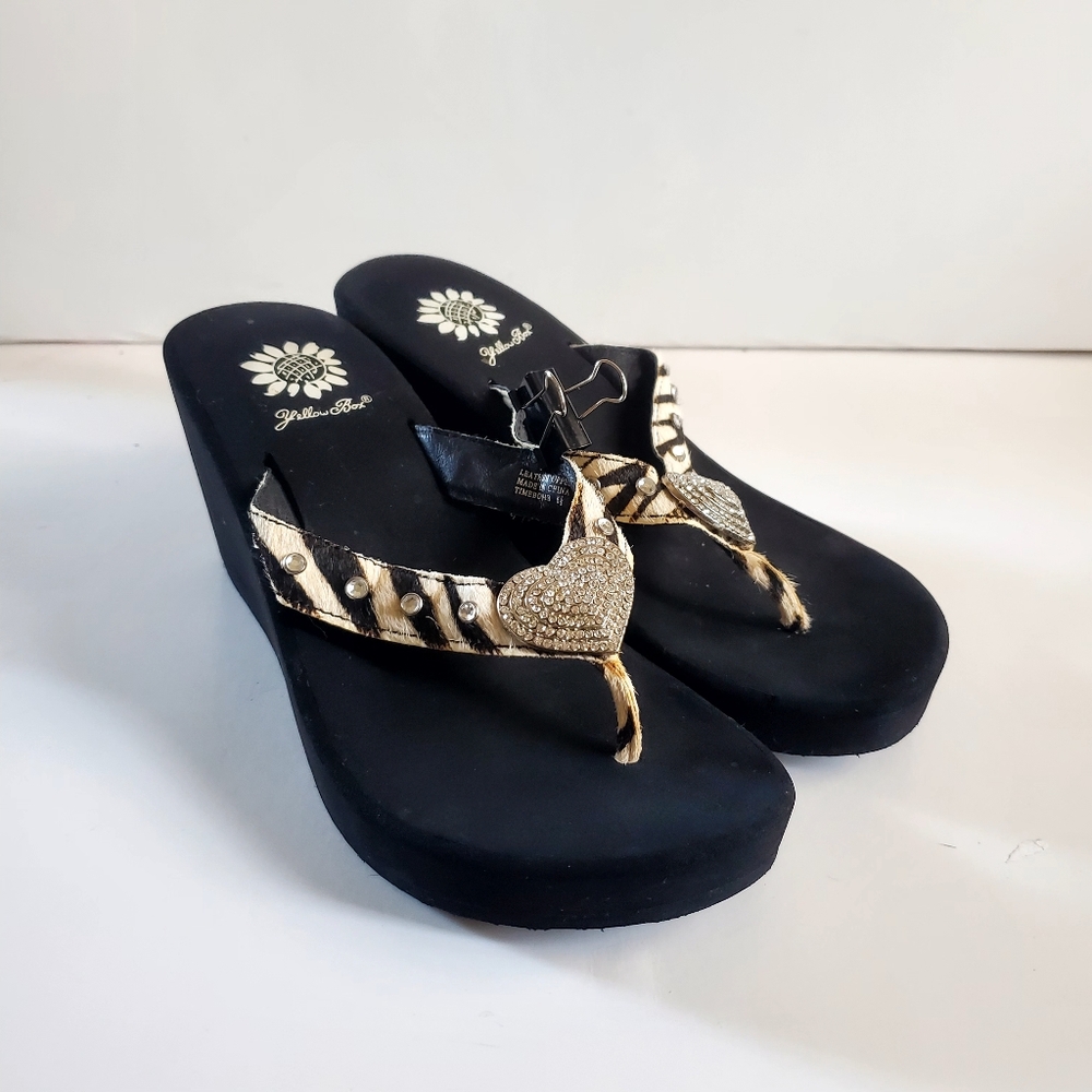 Yellow Box Black Sandals Wedges with Rhinestones Heart Detail Size 6.5